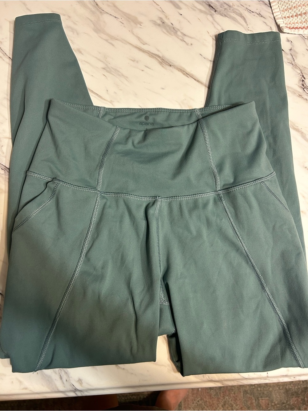 Apana Yoga High-Waist Ribbed Legging in Sage Green